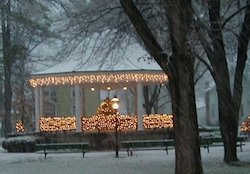 Elmwood Gazebo Christmas